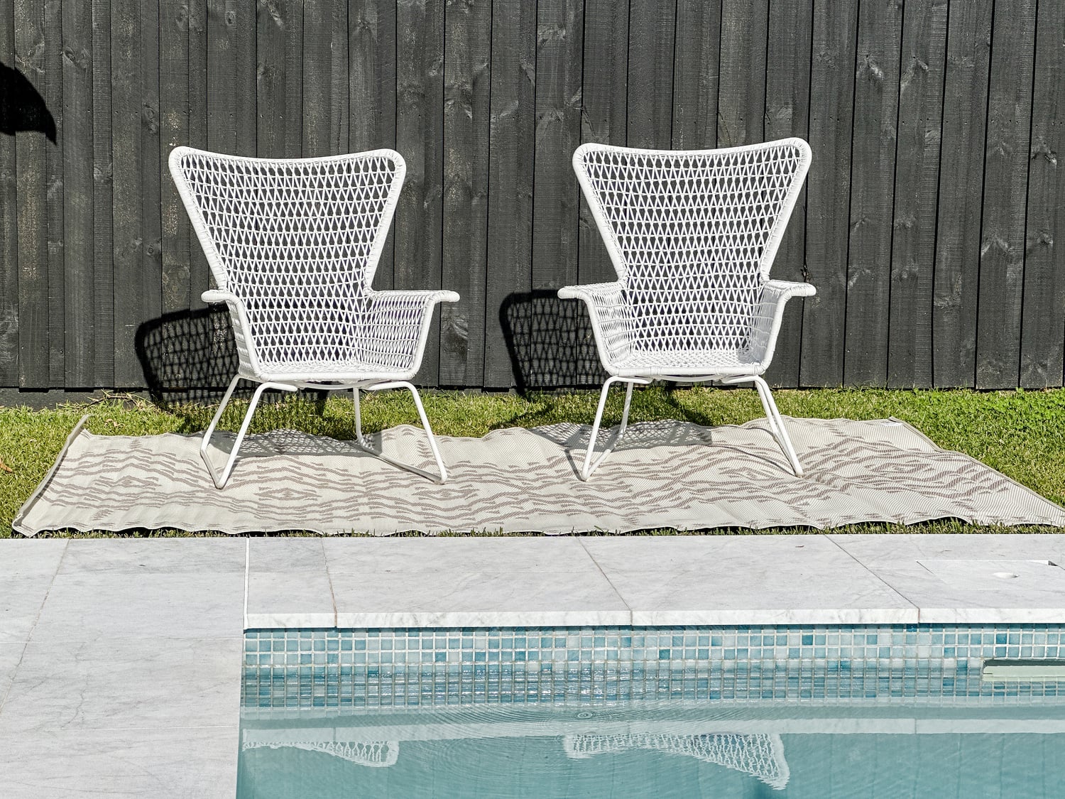 Ayden-Reversible-Outdoor-Rug
