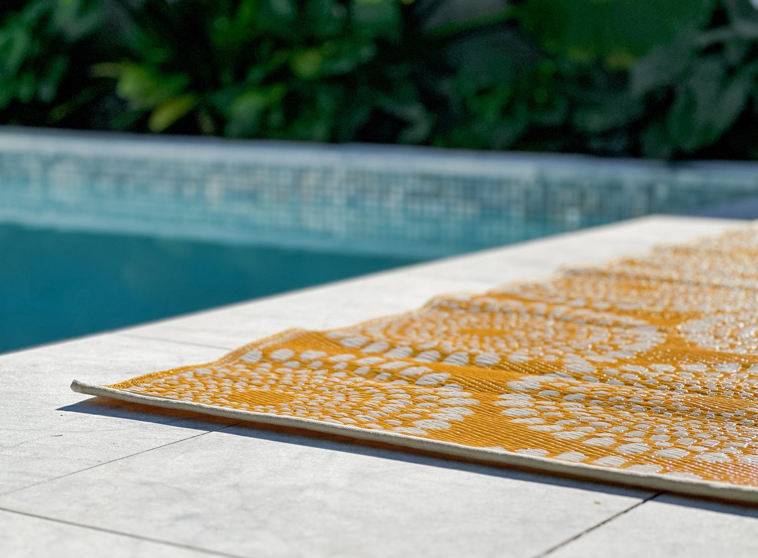 Empress-Reversible-Outdoor-Rug
