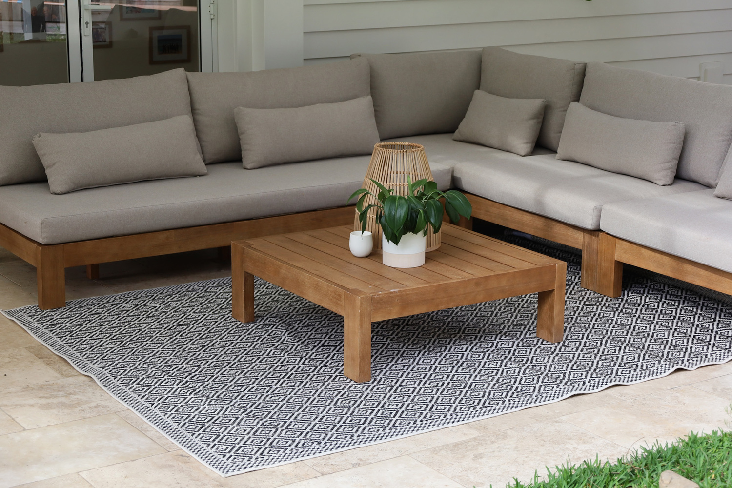 Moti-Power-Loomed-Indoor-and-Outdoor-Rug