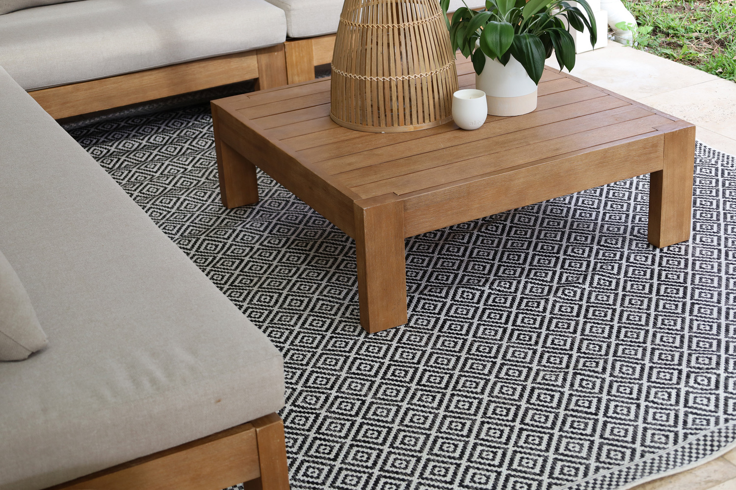 Moti-Power-Loomed-Indoor-and-Outdoor-Rug
