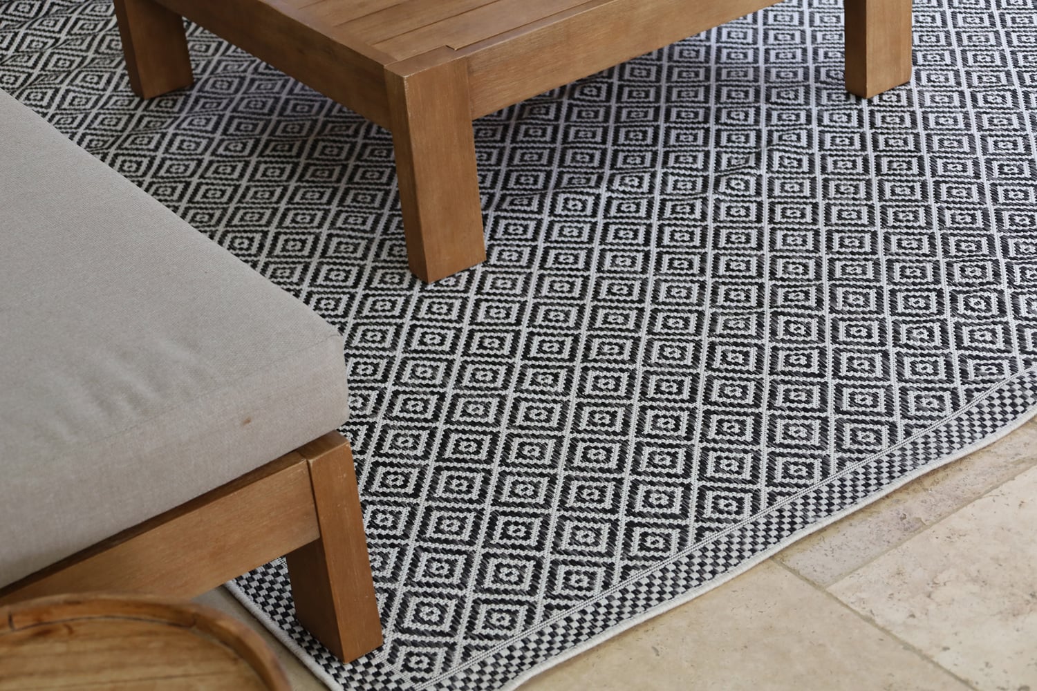 Moti-Power-Loomed-Indoor-and-Outdoor-Rug
