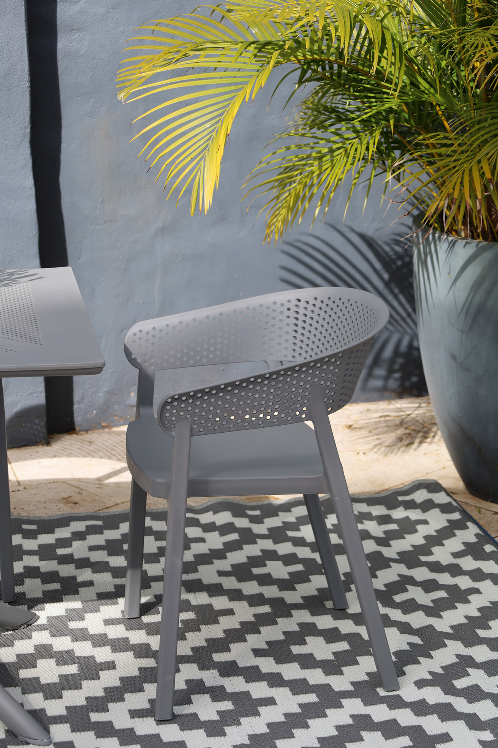 Grey-and-White-Aztec-Style-Outdoor-Rug-PLRAZTGRY