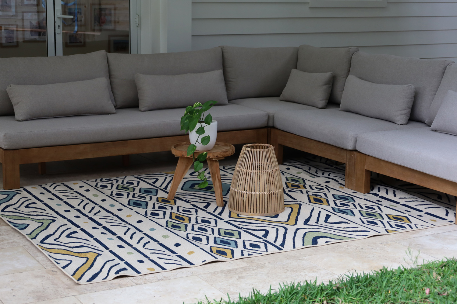 Mendoza-Veranda-Rug