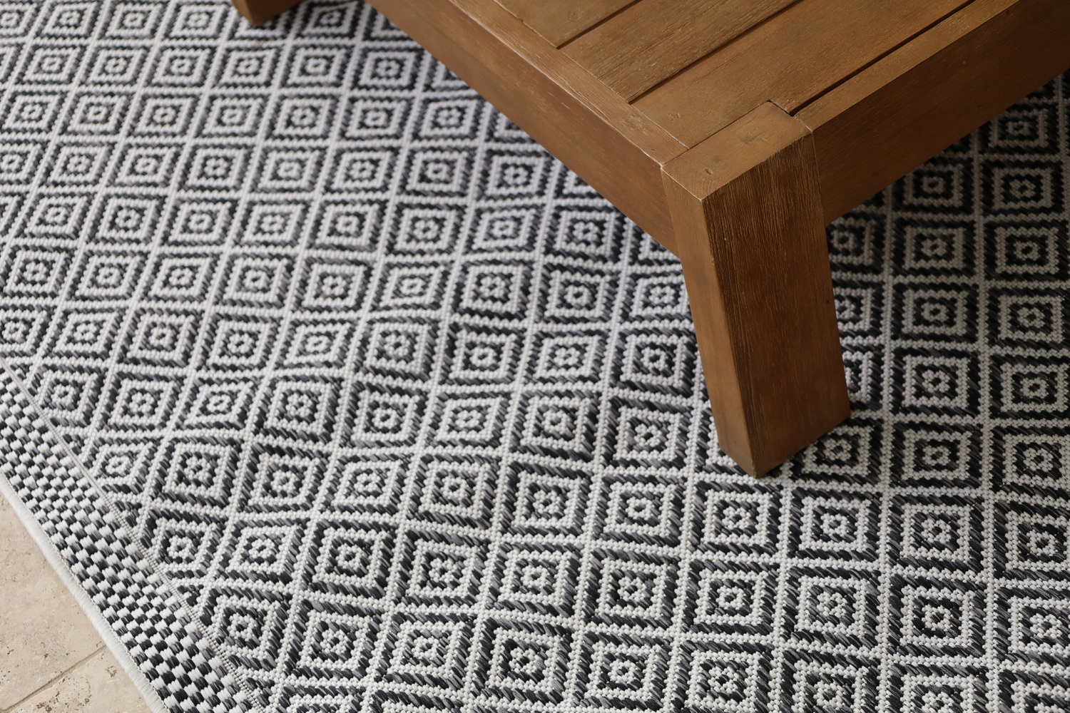 Moti-Power-Loomed-Indoor-and-Outdoor-Rug