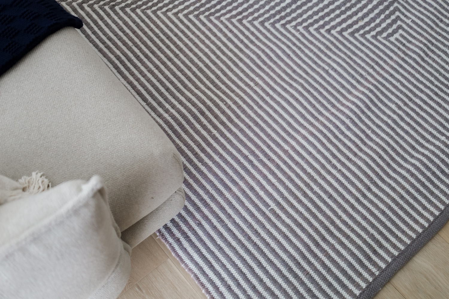 Denver-Hand-Crafted-Indoor-and-Outdoor-Rug