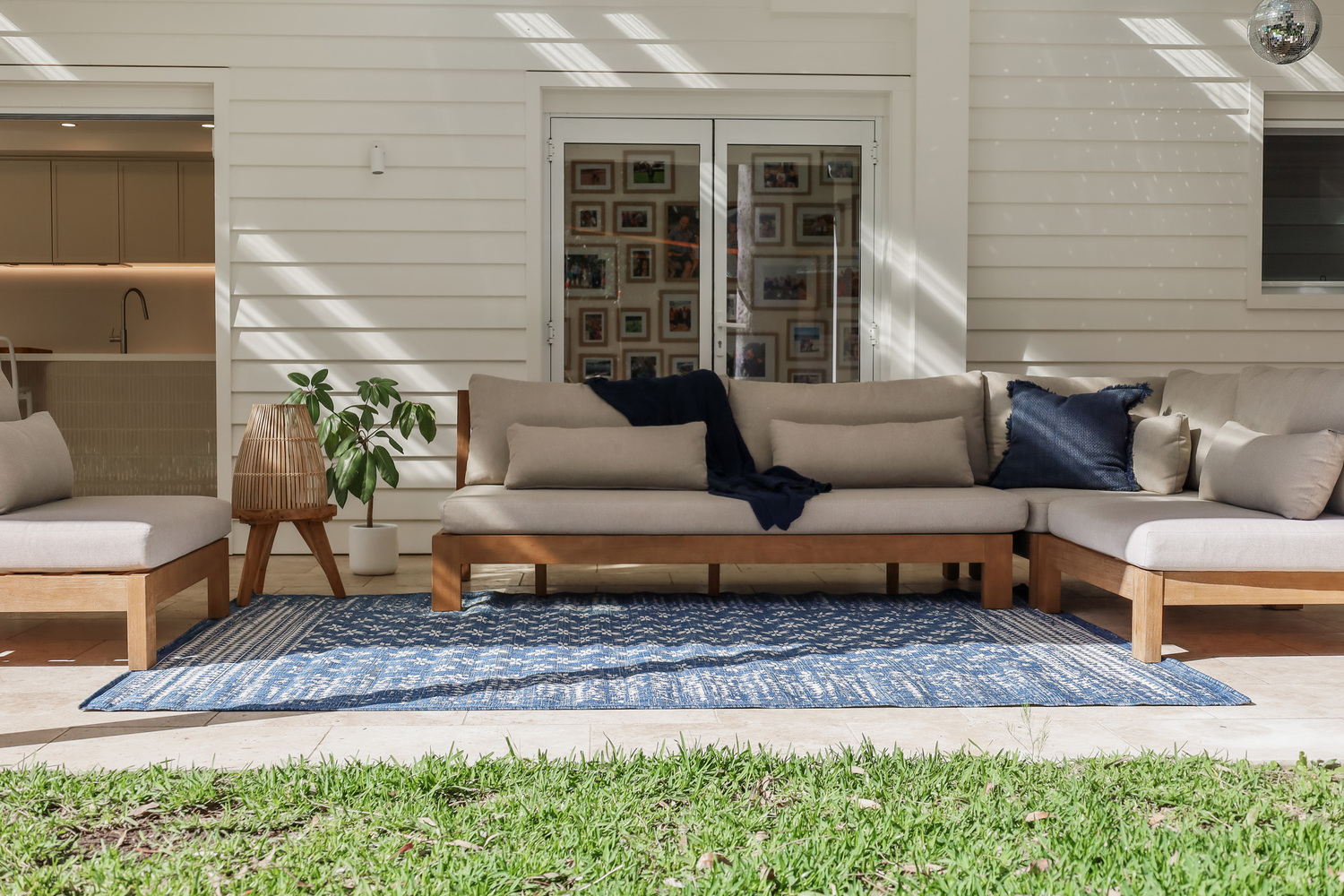 Pearl-Blue-Floral-Power-Loomed-Indoor-Outdoor-Rug