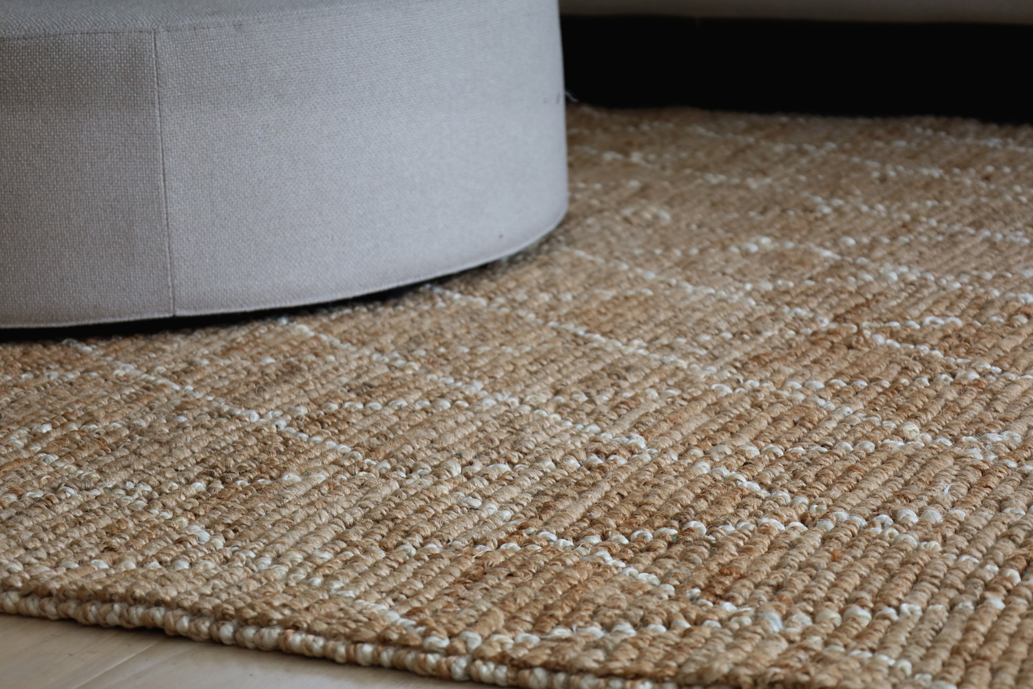 Shami-Diamond-Hand-Braided-Jute-Rug