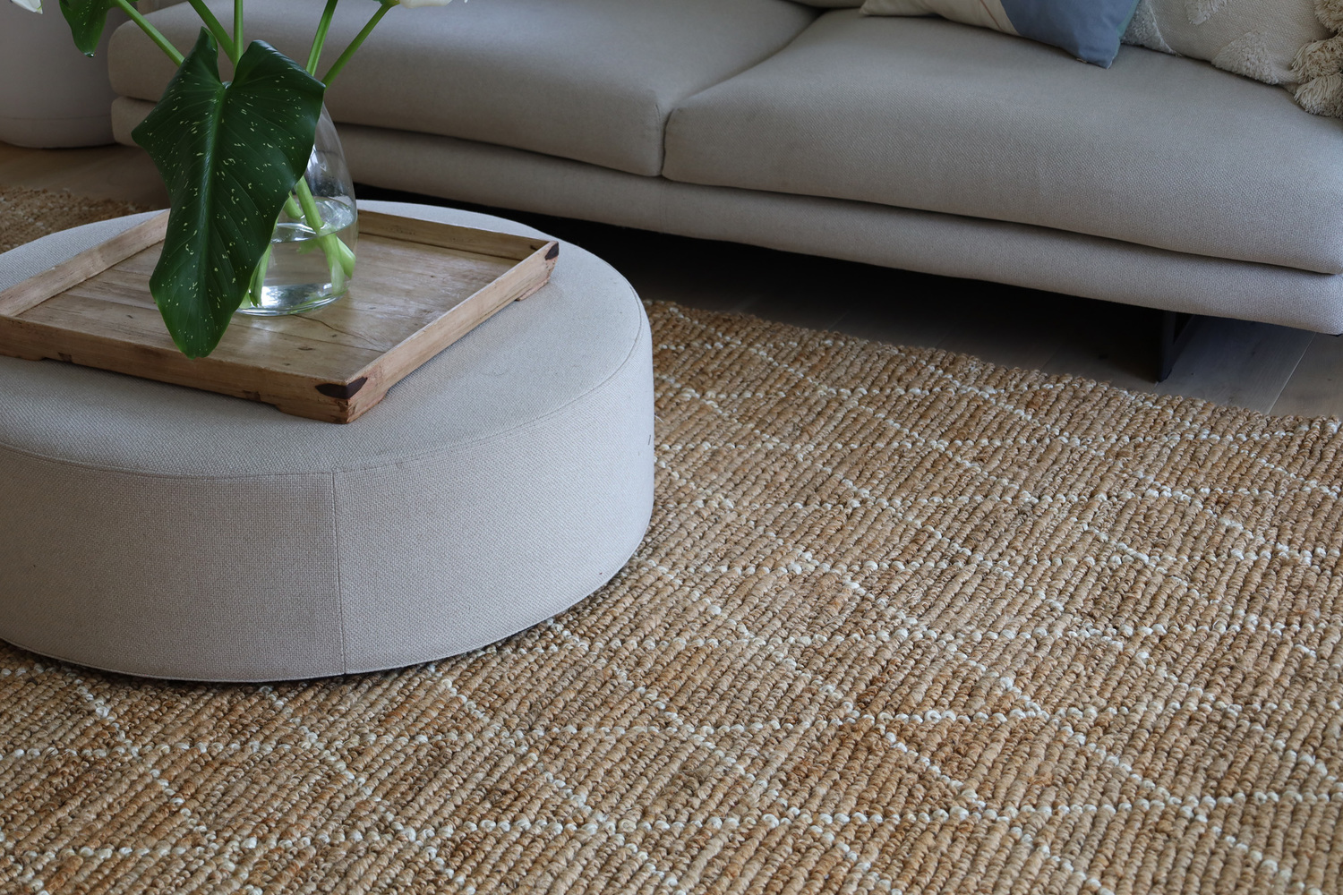 Shami-Diamond-Hand-Braided-Jute-Rug