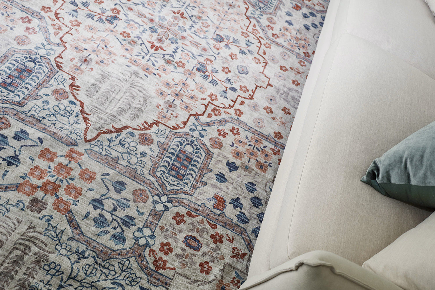 Amani-Machine-Washable-Rug