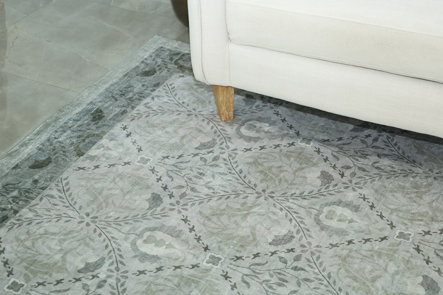 Basma-Machine-Washable-Rug