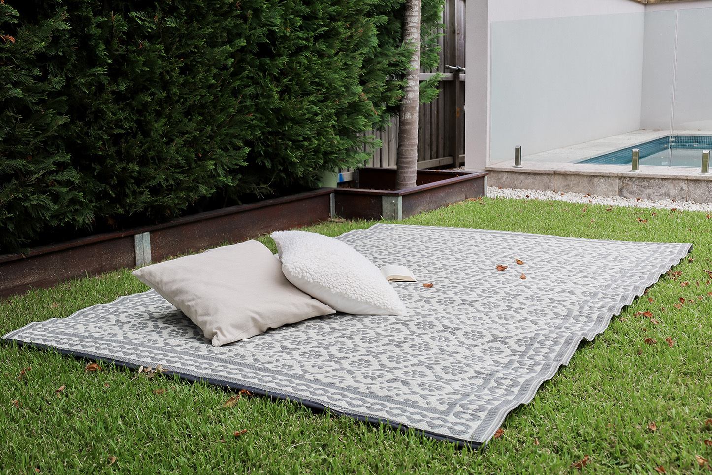 Grey-Rasha-Outdoor-Rug