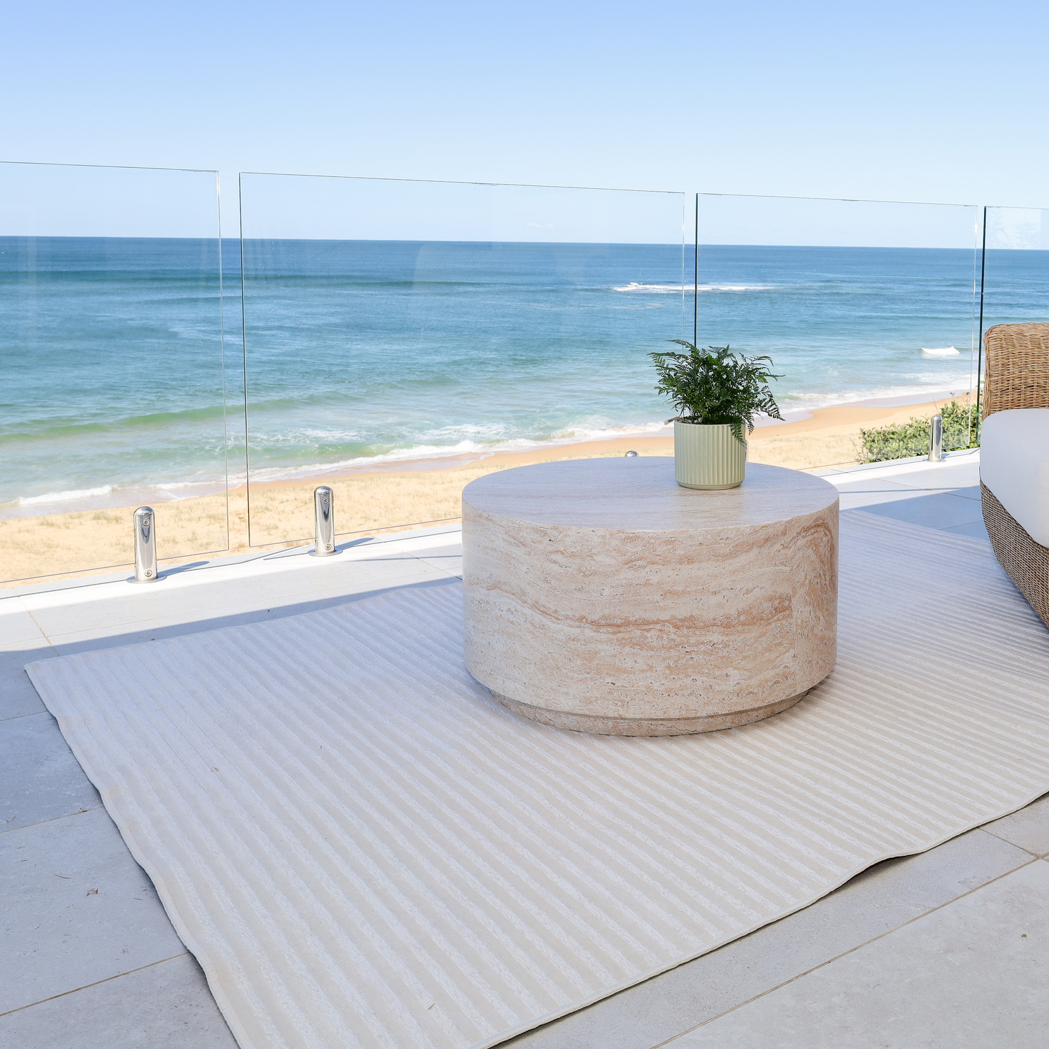 Cloud-Newark-Indoor-Outdoor-Rug
