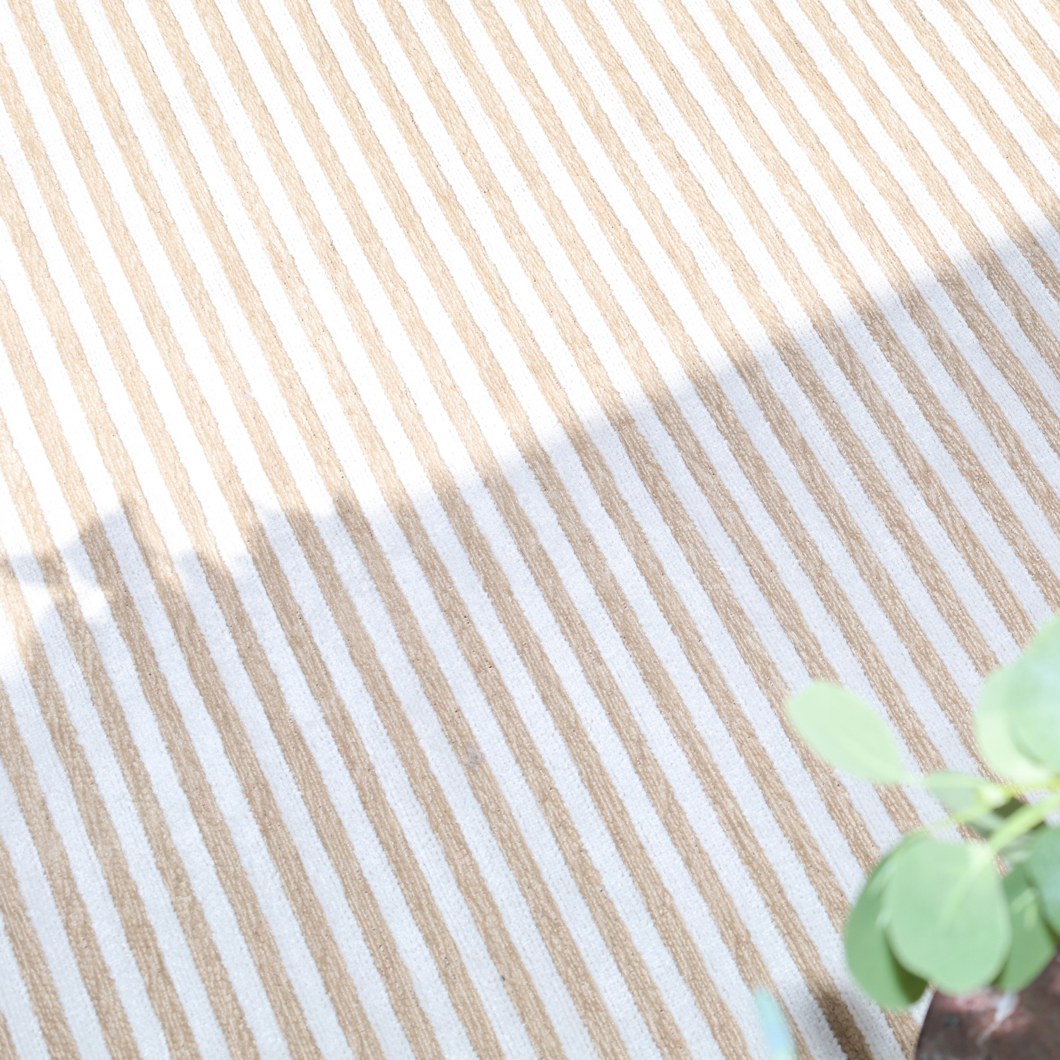 Sand-Newark-Indoor-Outdoor-Rug