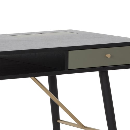 Omari Study Desk