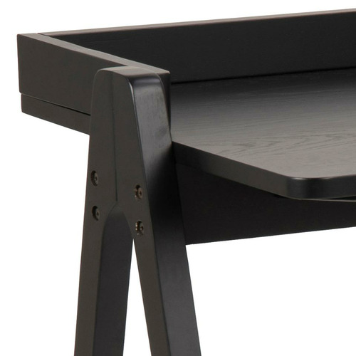 Risto Study Desk