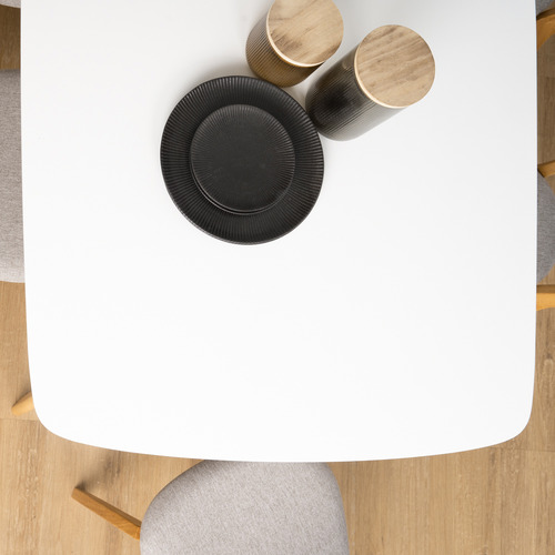 Amore Dining Table