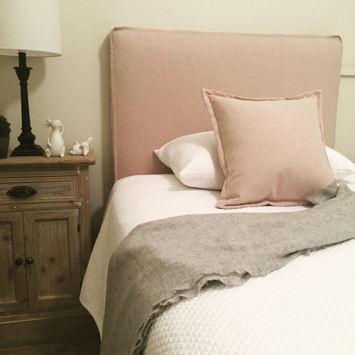 Charlotte-Custom-Bedhead-FB006