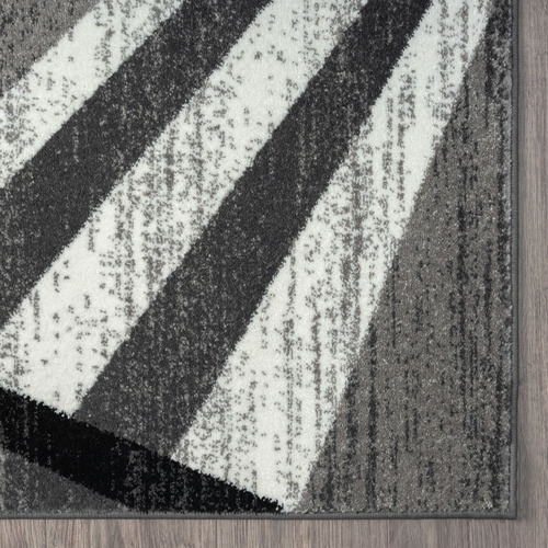 Arudra Contemporary Runner