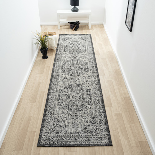 Belvin Indoor/Outdoor Runner