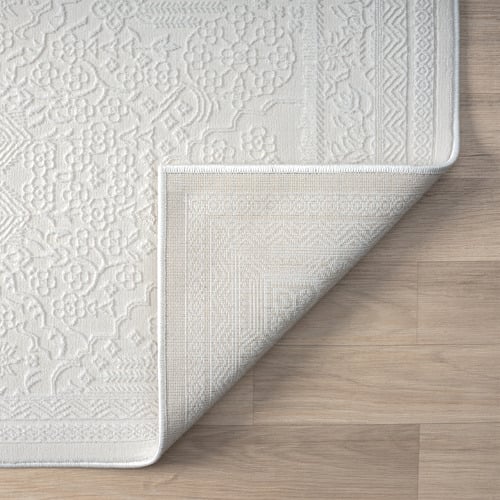 Ivory Sarva Traditional Rug