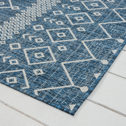 Ocean Finnik Indoor/Outdoor Rug