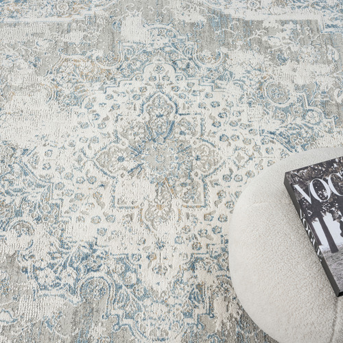 Stella Traditional Viscose-Blend Rug