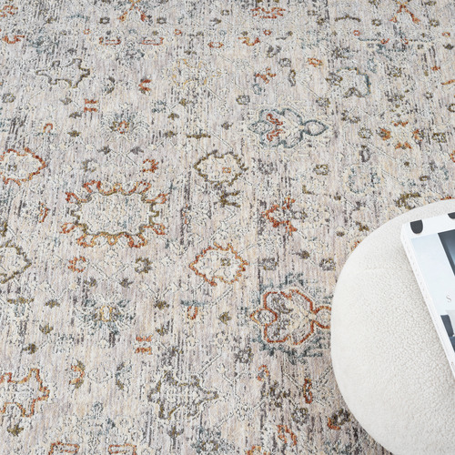 Ivory Marcellus Traditional Rug