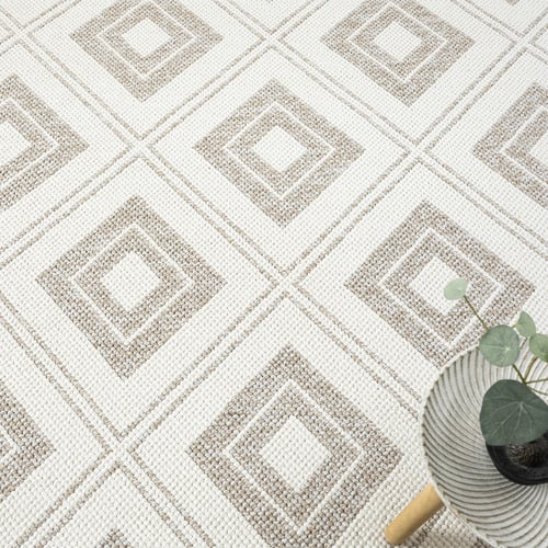 Pebble Avelyn Rug