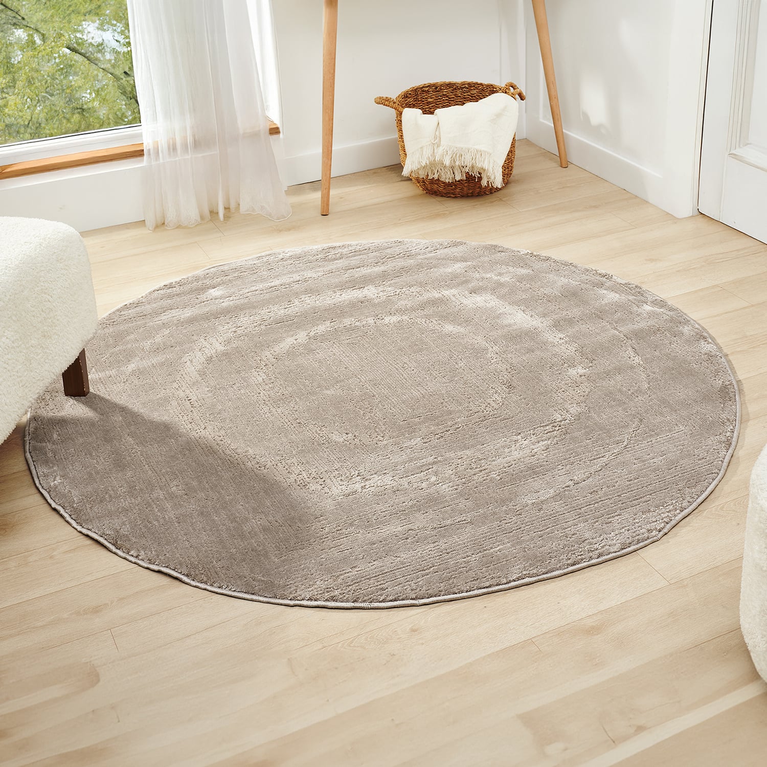 Florence Solid Round Rug