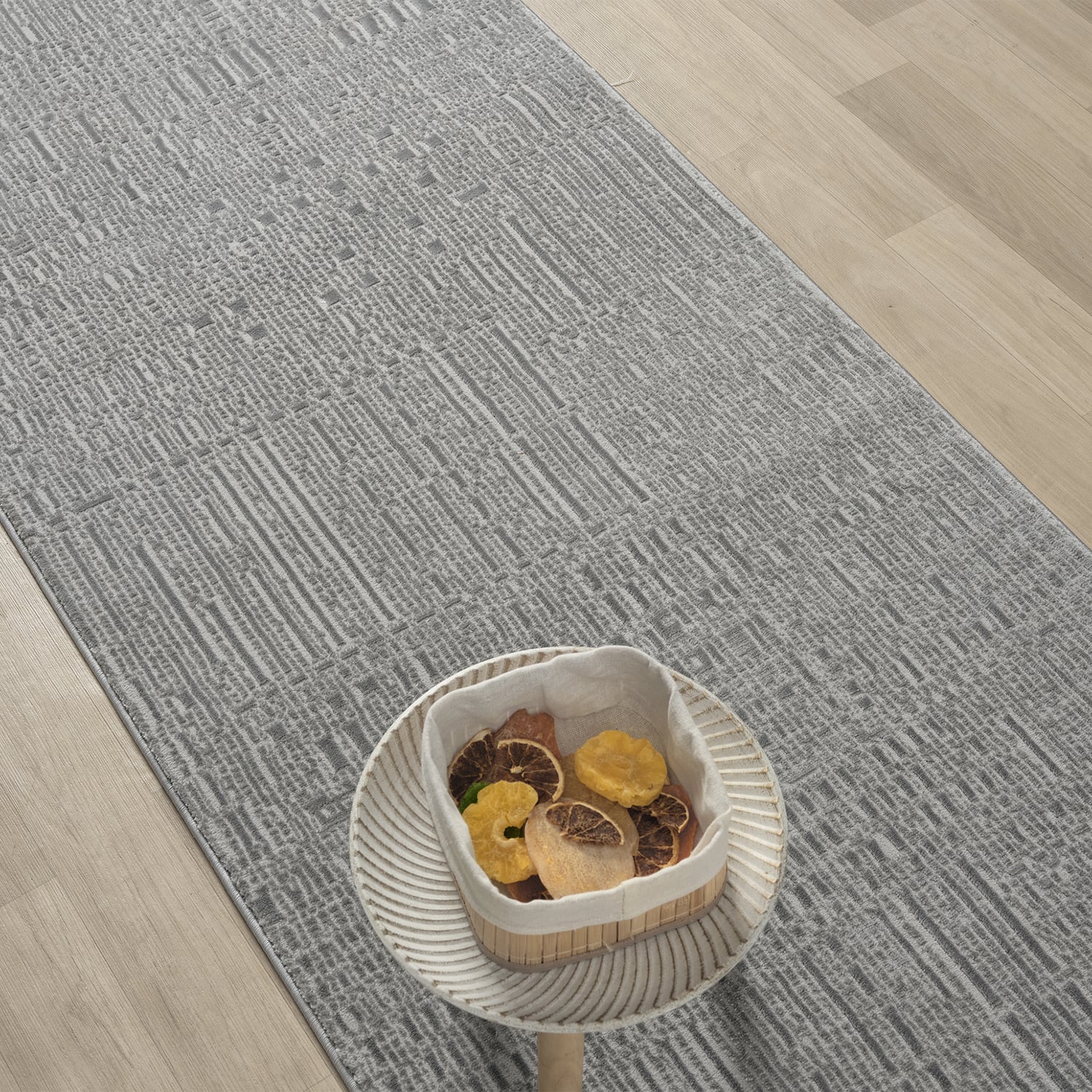 Herrin Abstract Runner