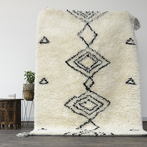 White Shaggy Agadir Hand-Knotted New Zealand Wool Rug