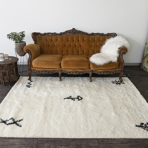 White Shaggy Azrou Hand-Knotted New Zealand Wool Rug