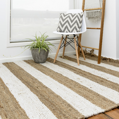 ElementalRugCollective White Chunky Jute Rug Temple & ster