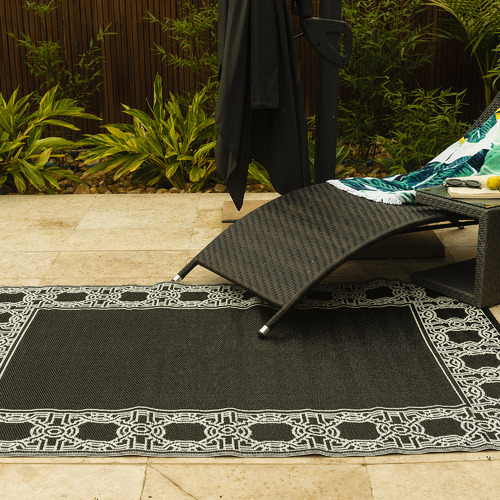 Bordered Power-Loomed Outdoor Al Fresco Rug