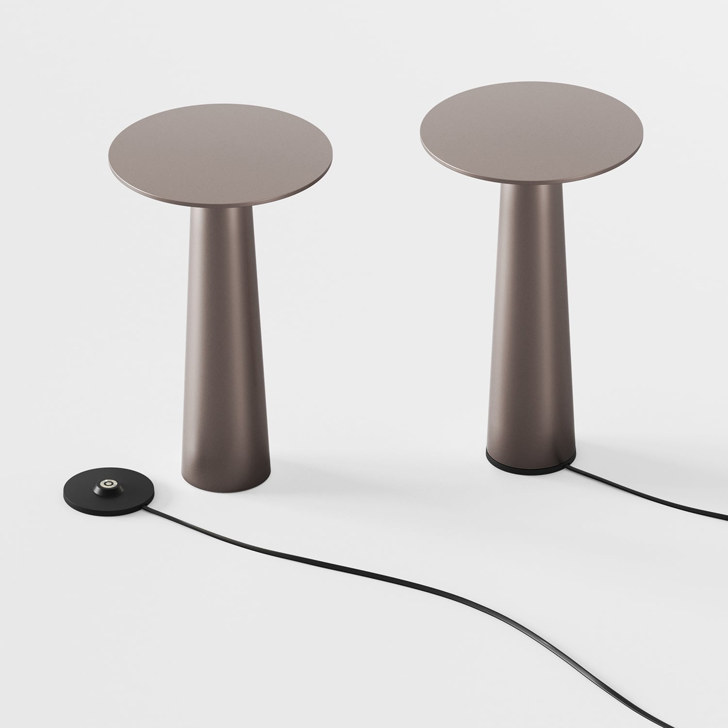 Lix Outdoor Lamp with USB Cable