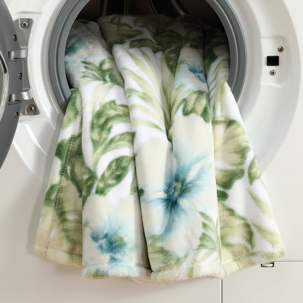 Clost Botanical Throw