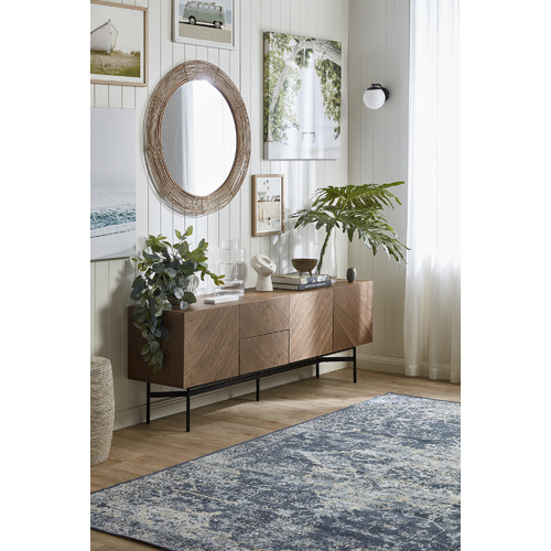 Grant-Frosted-Glass-Wall-Light