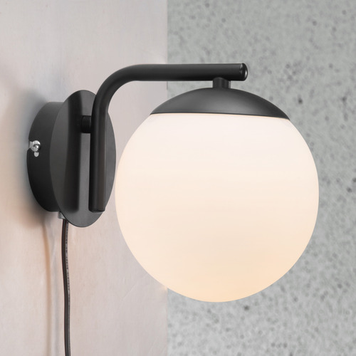 Grant Wall Light