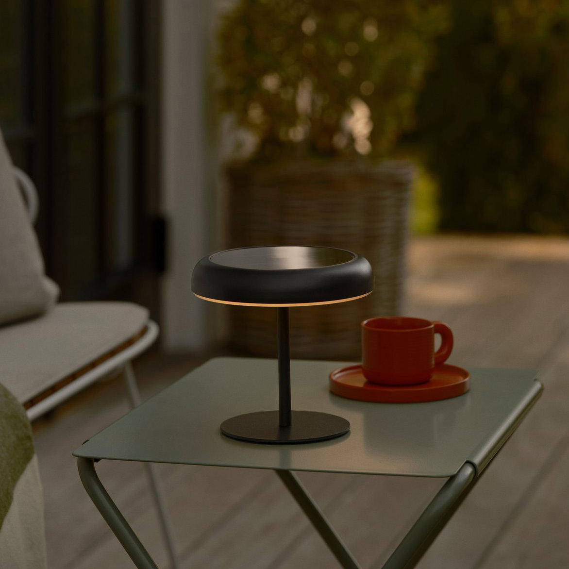 Elmer Solar Outdoor Lamp with USB Cable