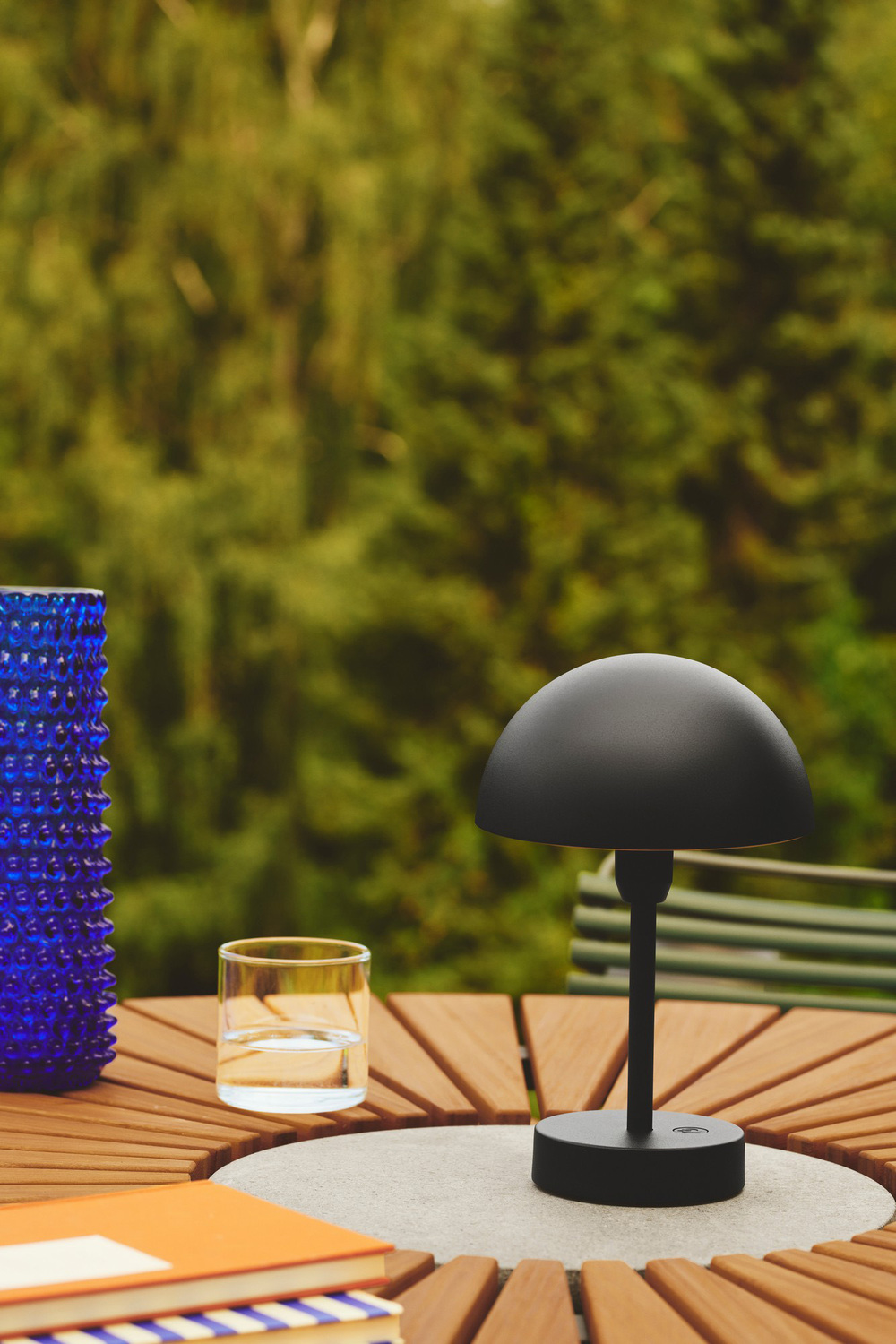 Ellen Outdoor Lamp