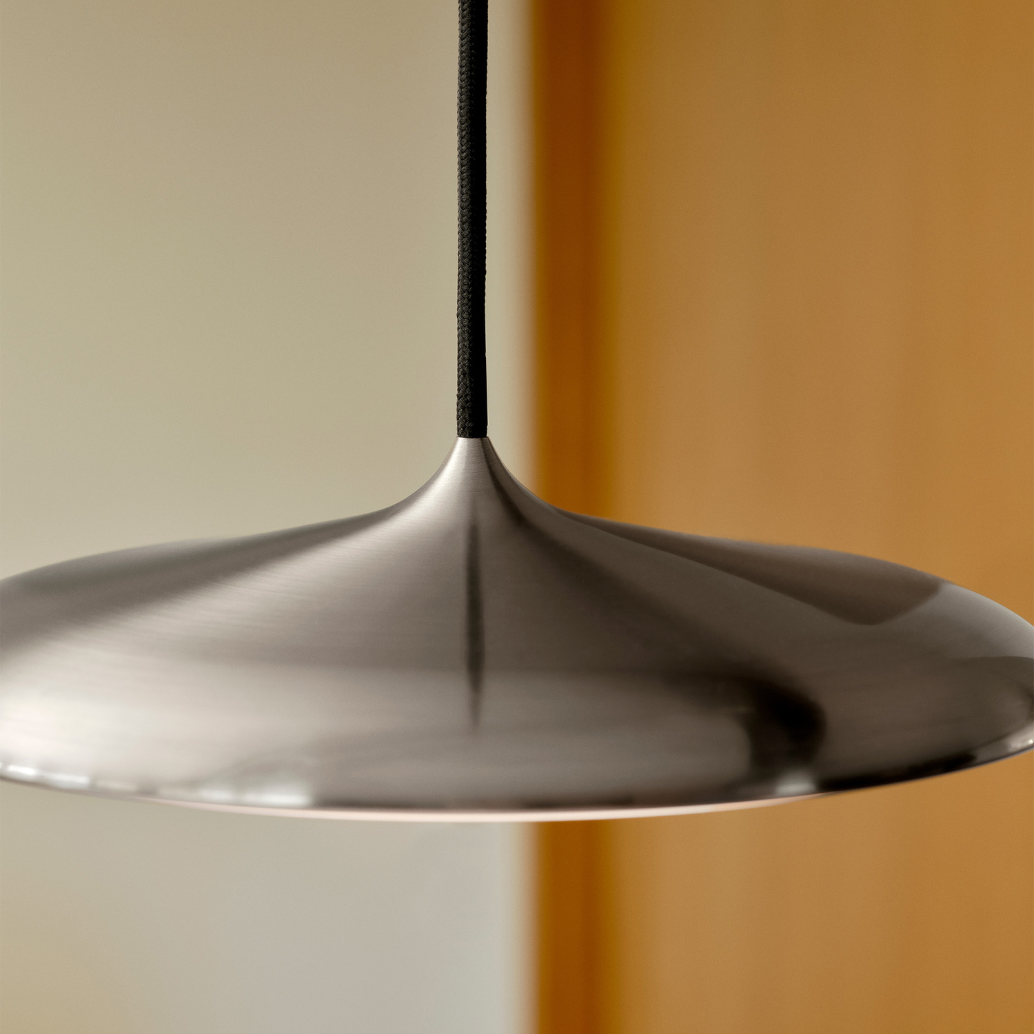 Artist Metal Pendant Light