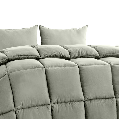 MERLOT/CHARCOAL REVERSIBLE COMFORTER