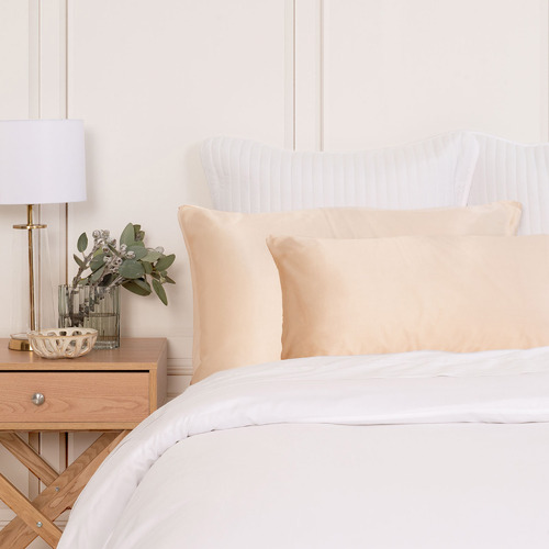 Hani-Mulberry-Silk-Standard-Pillowcases