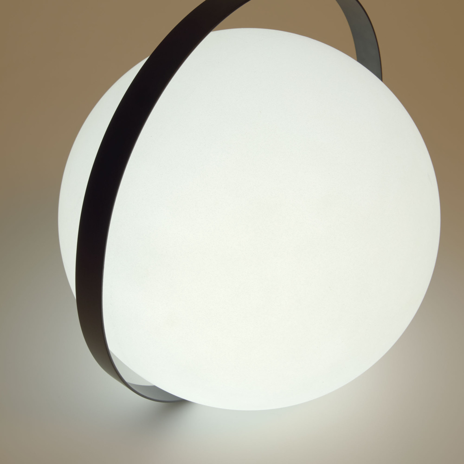 Dinesh Portable Ball Lamp