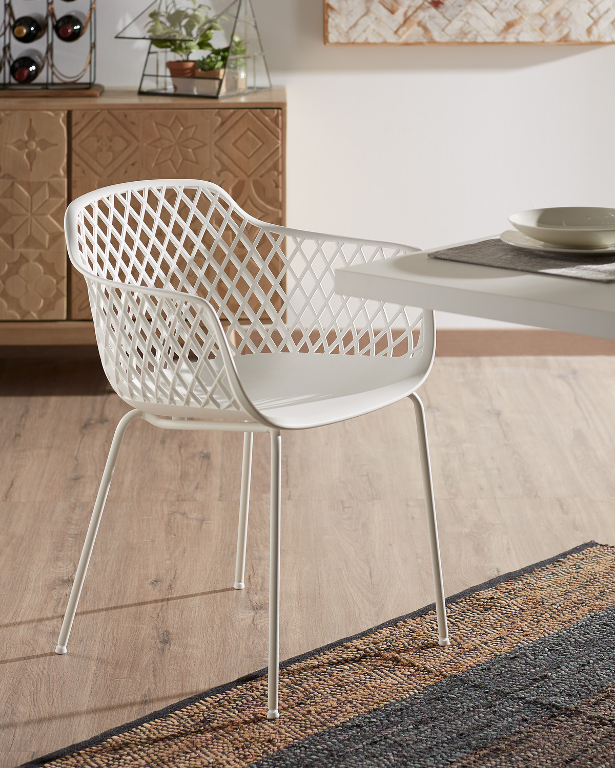 Gertrude-Metal-and-Plastic-Tub-Dining-Chairs-CC1223S