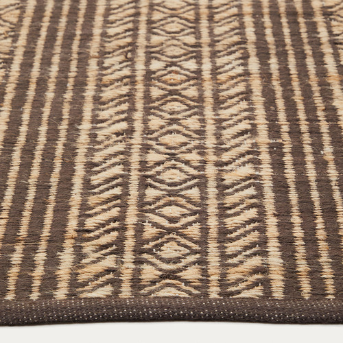 Brown Raffaele Hand-Crafted Jute Rug