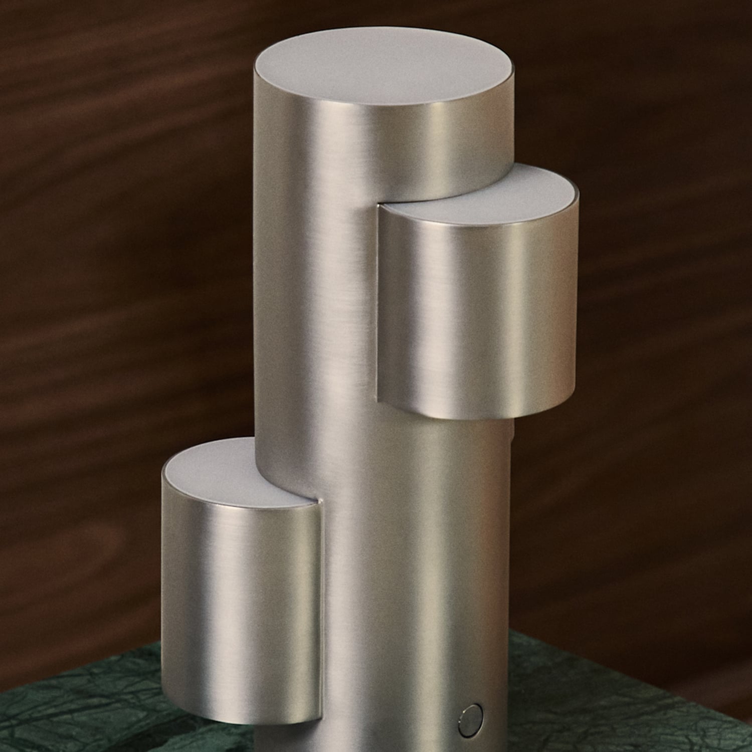 Lysander Metal LED Table Lamp
