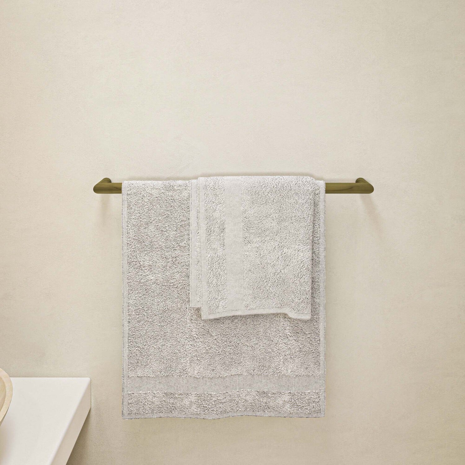 Thermorail-800mm-Heated-Towel-Bar