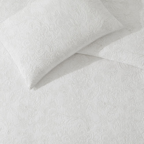 Off White Trailing Laurissa Quilt Cover Set