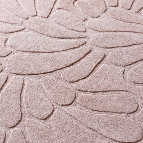 Chalk Pink La Coleby Petals Hand-Tufted Wool Rug
